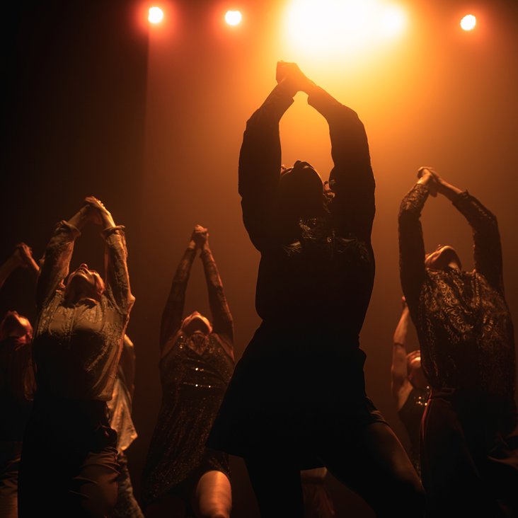 Hofesh Shechter Company performing "Theatre of Dreams"
