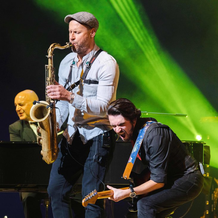 Das Ensemble von "The Billy Joel Songbook" live auf der Bühne