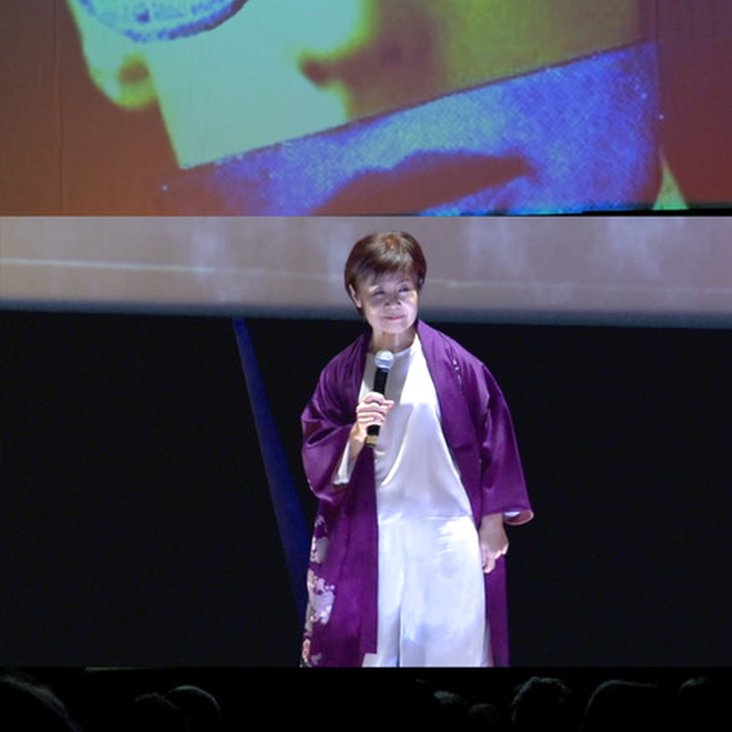 Yasuko Kozaki auf der Bühne