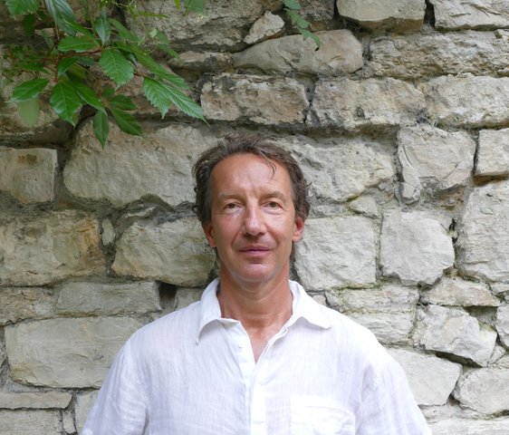 Portraitfoto von Olaf L. Müller