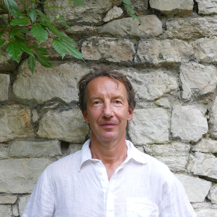 Portraitfoto von Olaf L. Müller