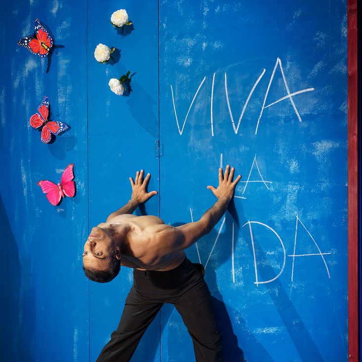 Mitglieder des Ensembles von "Viva la Vida" live auf der Bühne