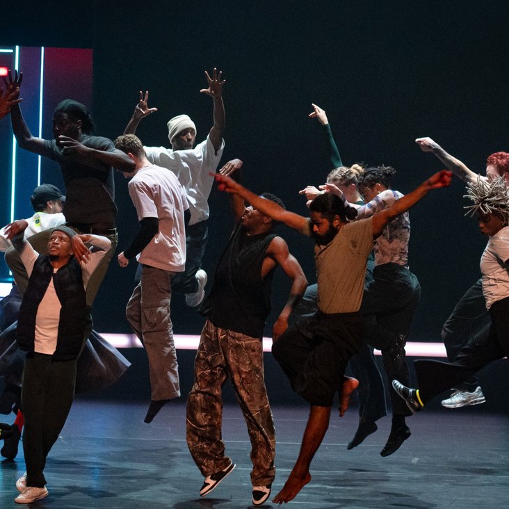 Compagnie Amala Dianor performing Level Up