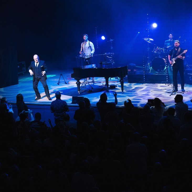 Das Ensemble von "The Billy Joel Songbook" live auf der Bühne