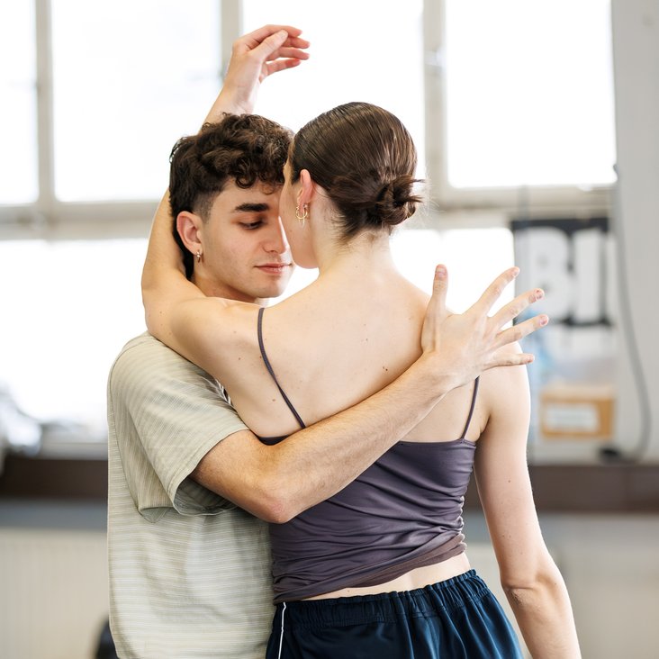 Die Gauthier Dance JUNIORS bei den Proben zu Barak Marshalls Stück "Barker"