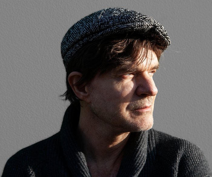 Andreas Altmann schaut zur Seite