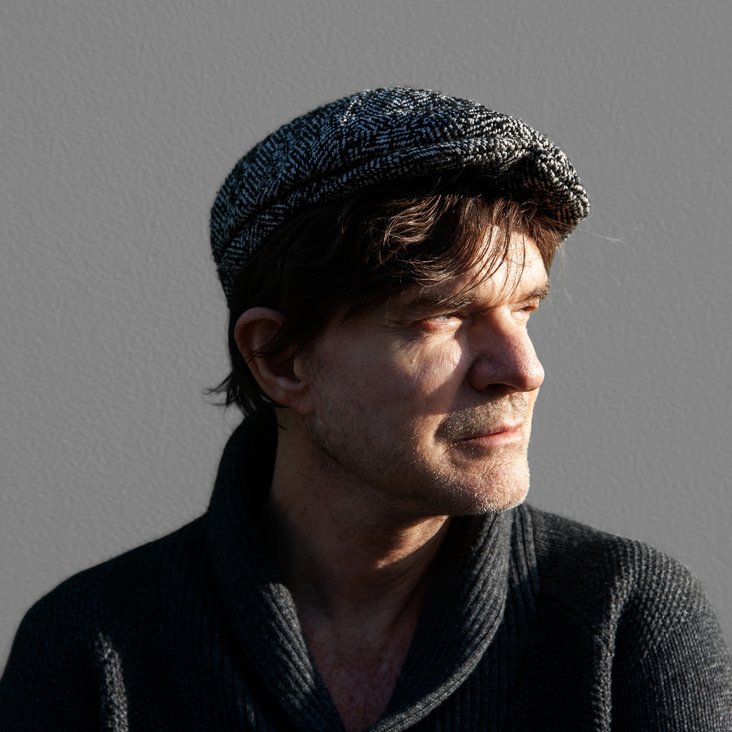 Andreas Altmann schaut zur Seite