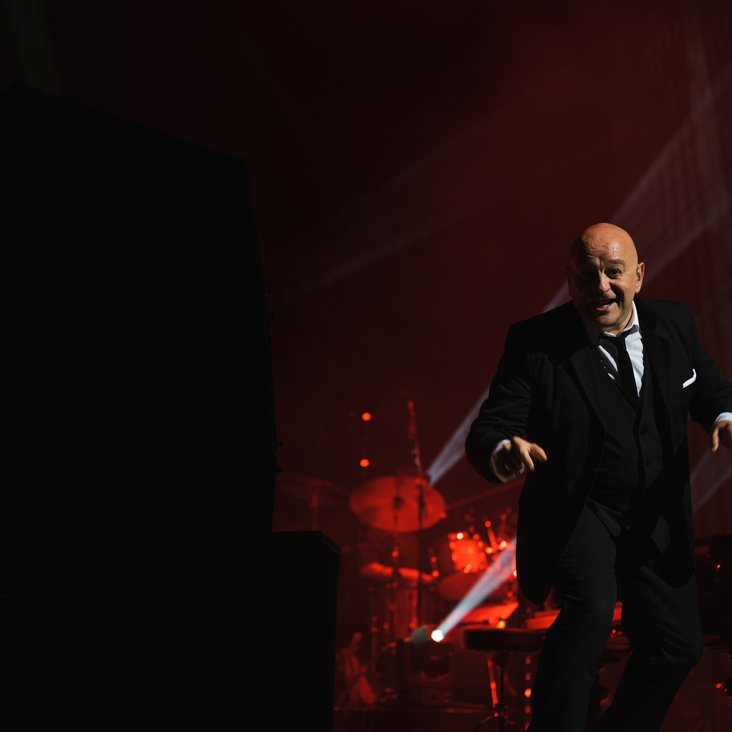 Das Ensemble von "The Billy Joel Songbook" live auf der Bühne