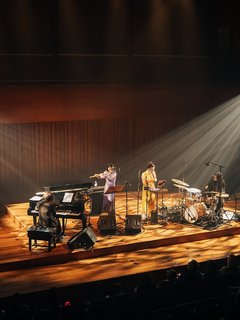 Vier Jazzkünstlerinnen auf der Bühne