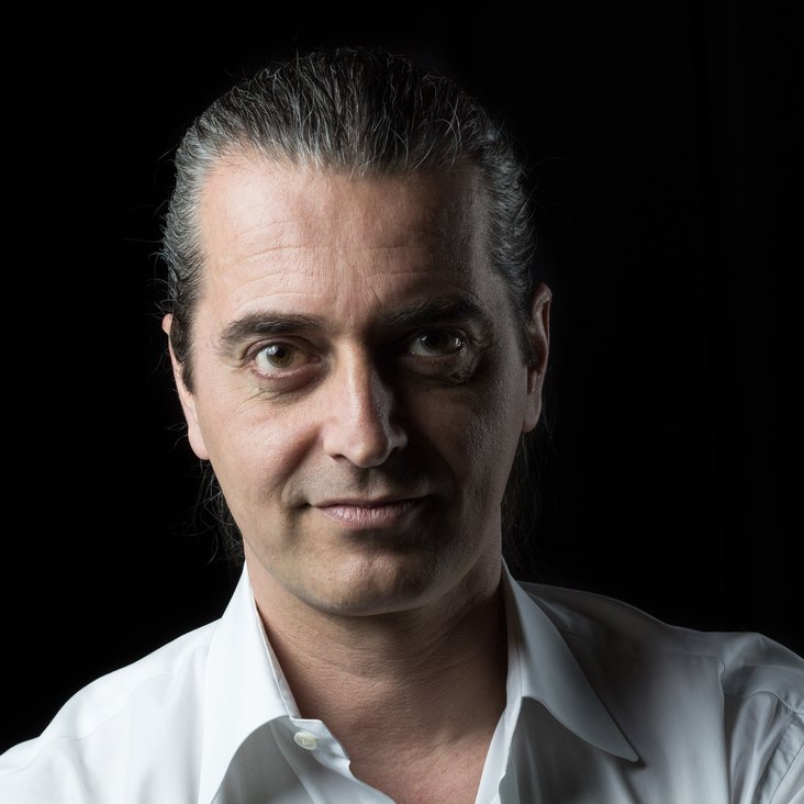 Portraitfoto Hagen Rether